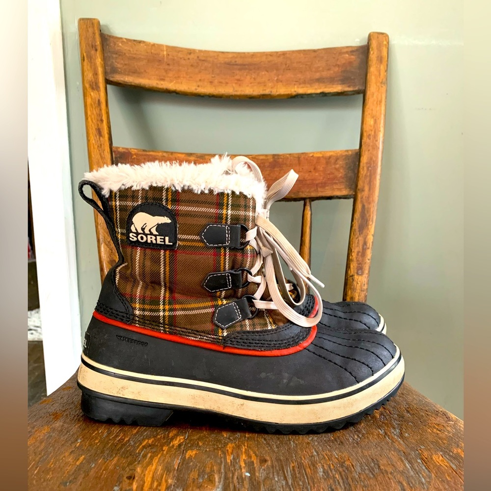 Sorel Tivoli Women’s Plaid Boots